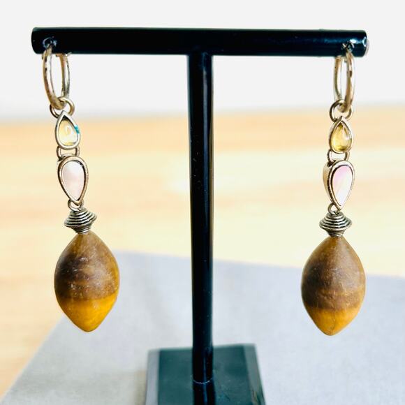Tigers Eye Stone Mother of Pearl Gold Tone Dangle Earrings Vintage - Picture 2 of 3